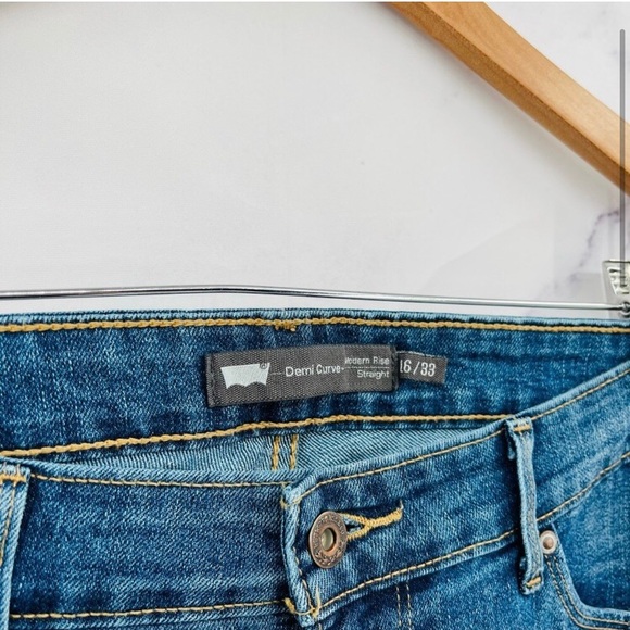 Levi’s Demi curve modern straight leg X033 16 - Picture 3 of 5